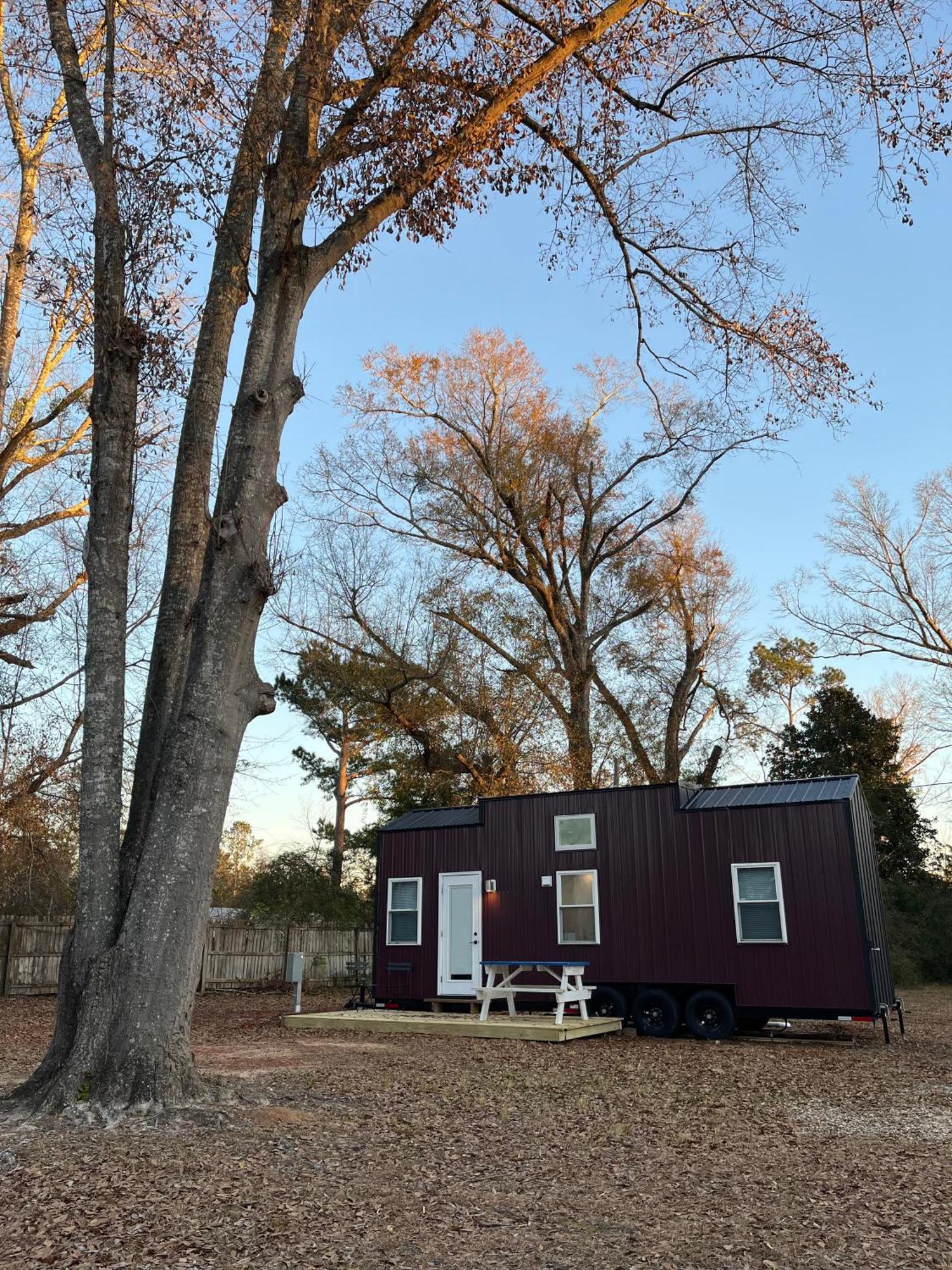 The Mockingbird Tiny Home Пери Екстериор снимка